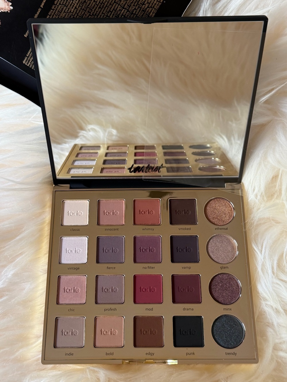 NIB Tarte Tarteist Pro Glow Amazonian Clay Eyeshadow Palette - Picture 4 of 7